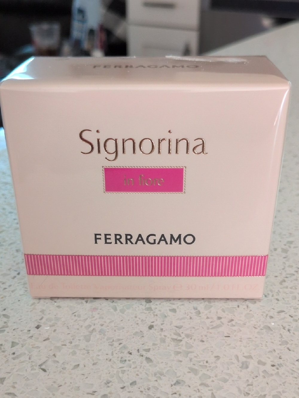Ferragamo Signorina in Fiore Pink Eau de Toilette Perfume